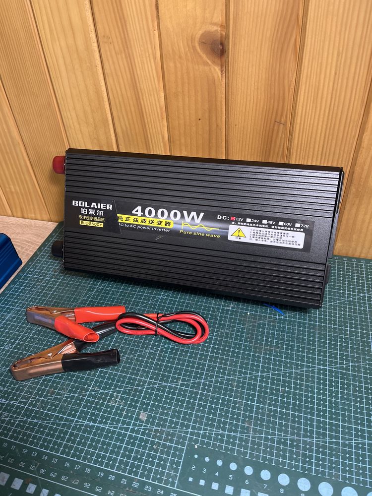 Потужний Інвертор синусний 4000W 12V 220 несправний