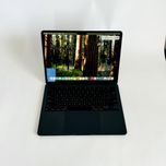 MacBook Air 13' M3 8/256 Midnight
