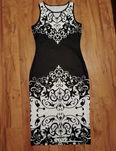Elegancka sukienka z oryginalnym wzorem