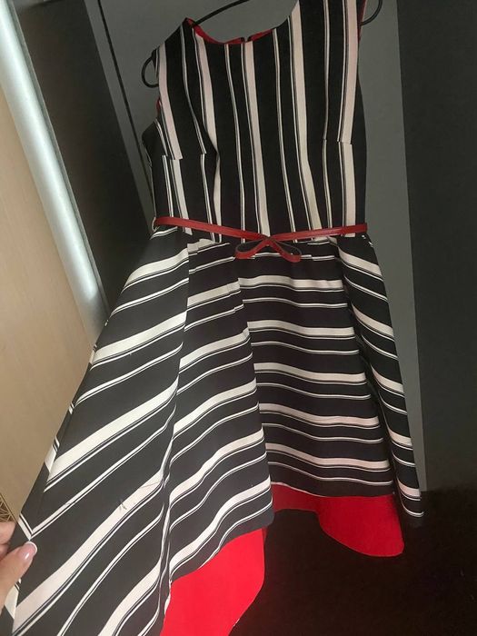 Женское платье, праздничное.