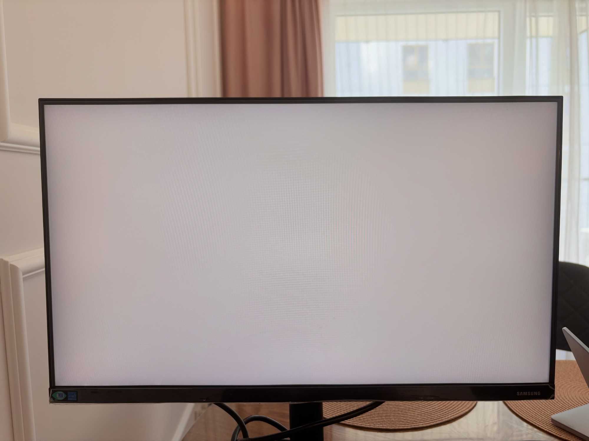 Monitor Samsung 24” LF24T450FQ | IPS, Full HD, HDMI, Pivot, Używany