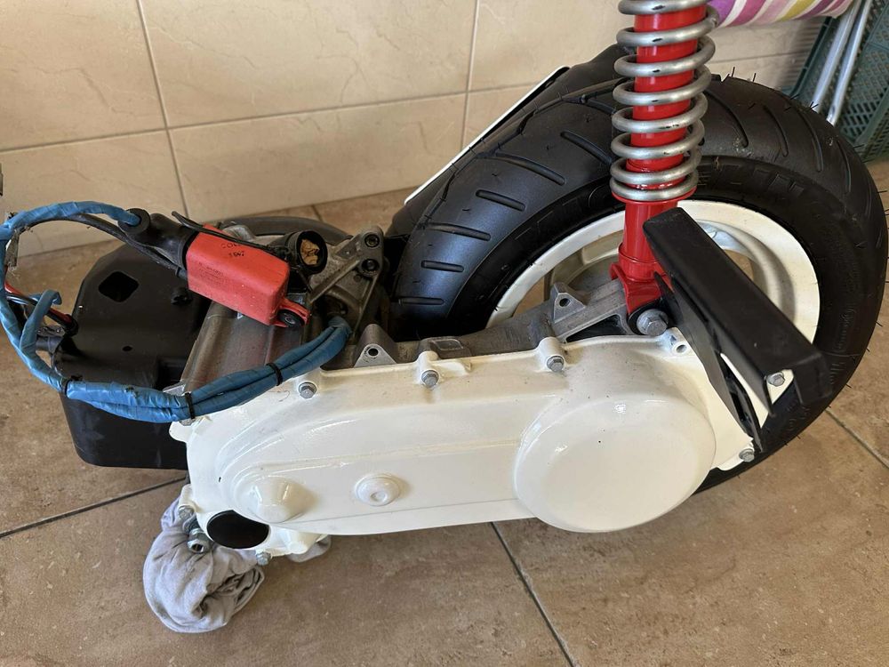 Skuter , skuterek, piasta koło piaggio