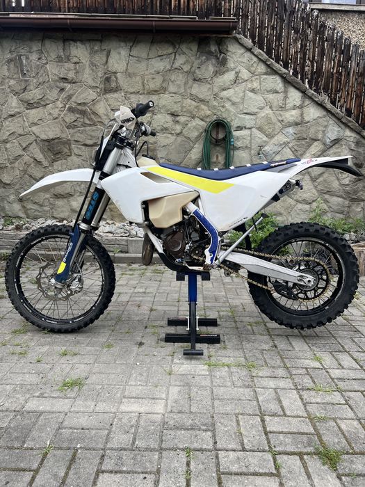 Husqvarna TX 125 enduro 136mth 17’
