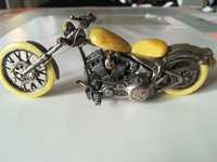 Figurka Harley Davidson ze srebra i bursztynu, figurka Harley Davidson