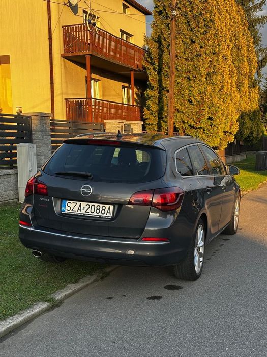 Opel Astra Sprzedam Opel Astra Sport Tourer