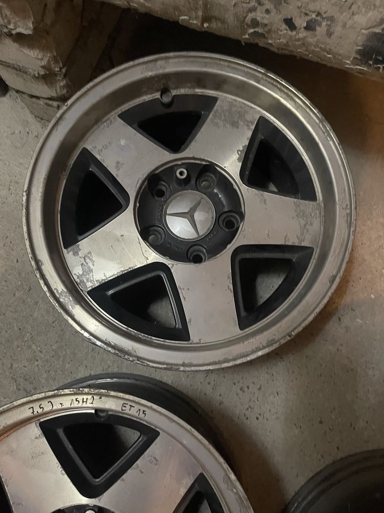 Felga aluminiowa Ronal 7.5Jx15H2 ET15 5×112 Mercedes