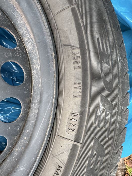 Koła 175/65 R14 całoroczne stal toyota mazda