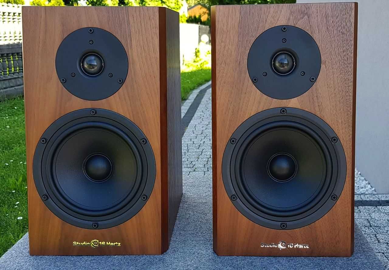 Studio 16 Hertz Canto Grand NEW PREMIUM !