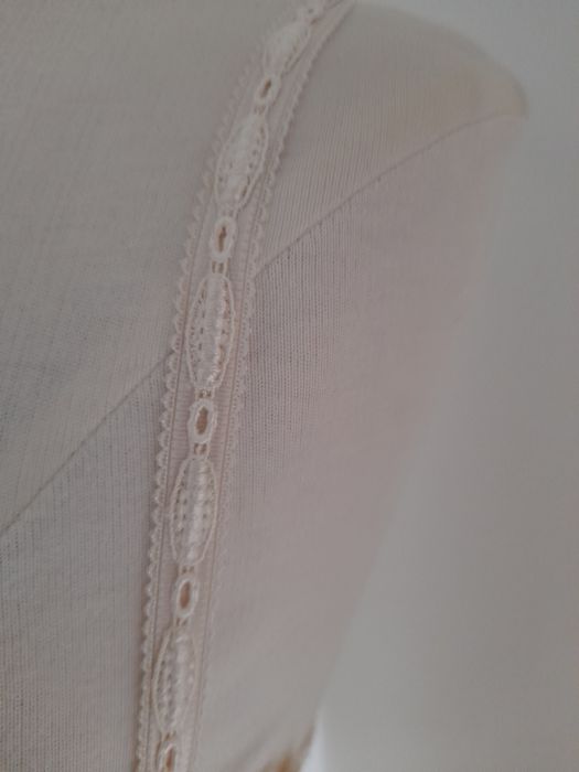 Conjunto de lingerie cor de pérola