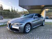 Alfa Romeo Giulia 2.2dA 180cv - Nacional- otimo estado - 1 dono