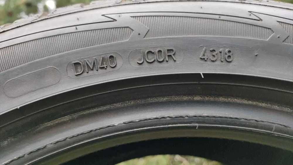 4 sztuki opony zimowe 225/50/17 Goodyear Ultra Grip 98H XL (OL150/OH)