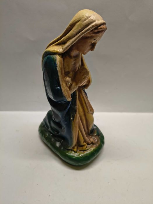 Stara figura Matka Boska, Boża Madonna idealna do szopki