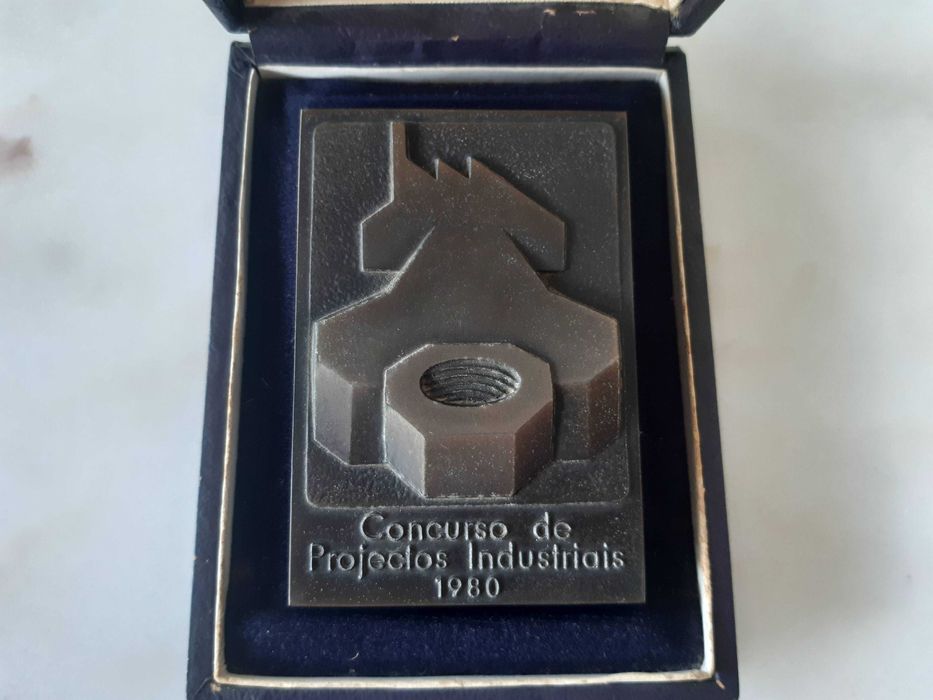 Medalha bronze Concurso de Projectos Industriais 1980,excelente estado