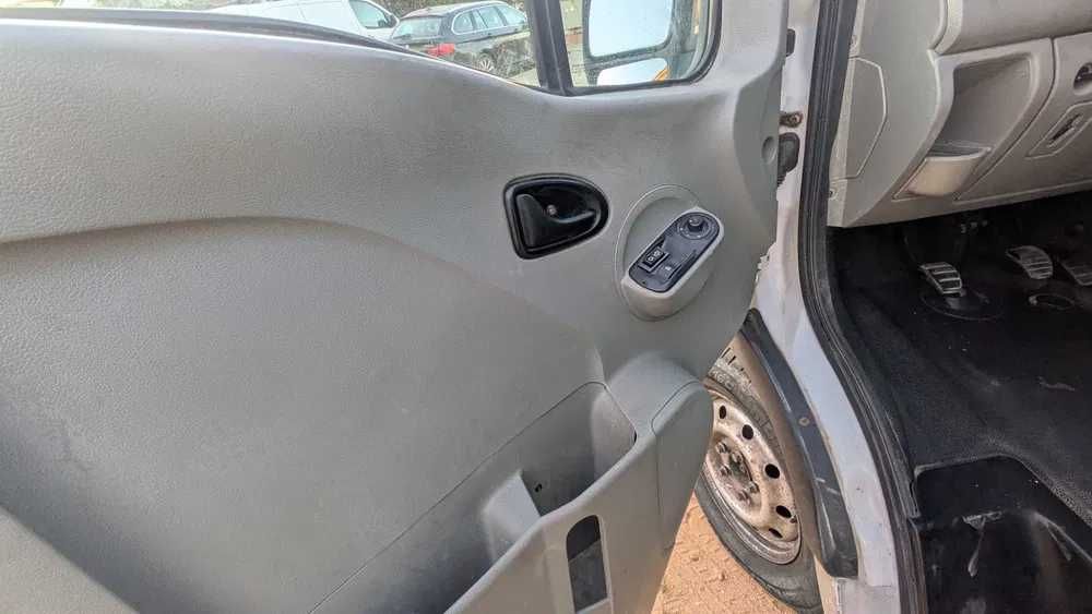 Renault Master 2.5 D, Cabina Dupla, 120 CV