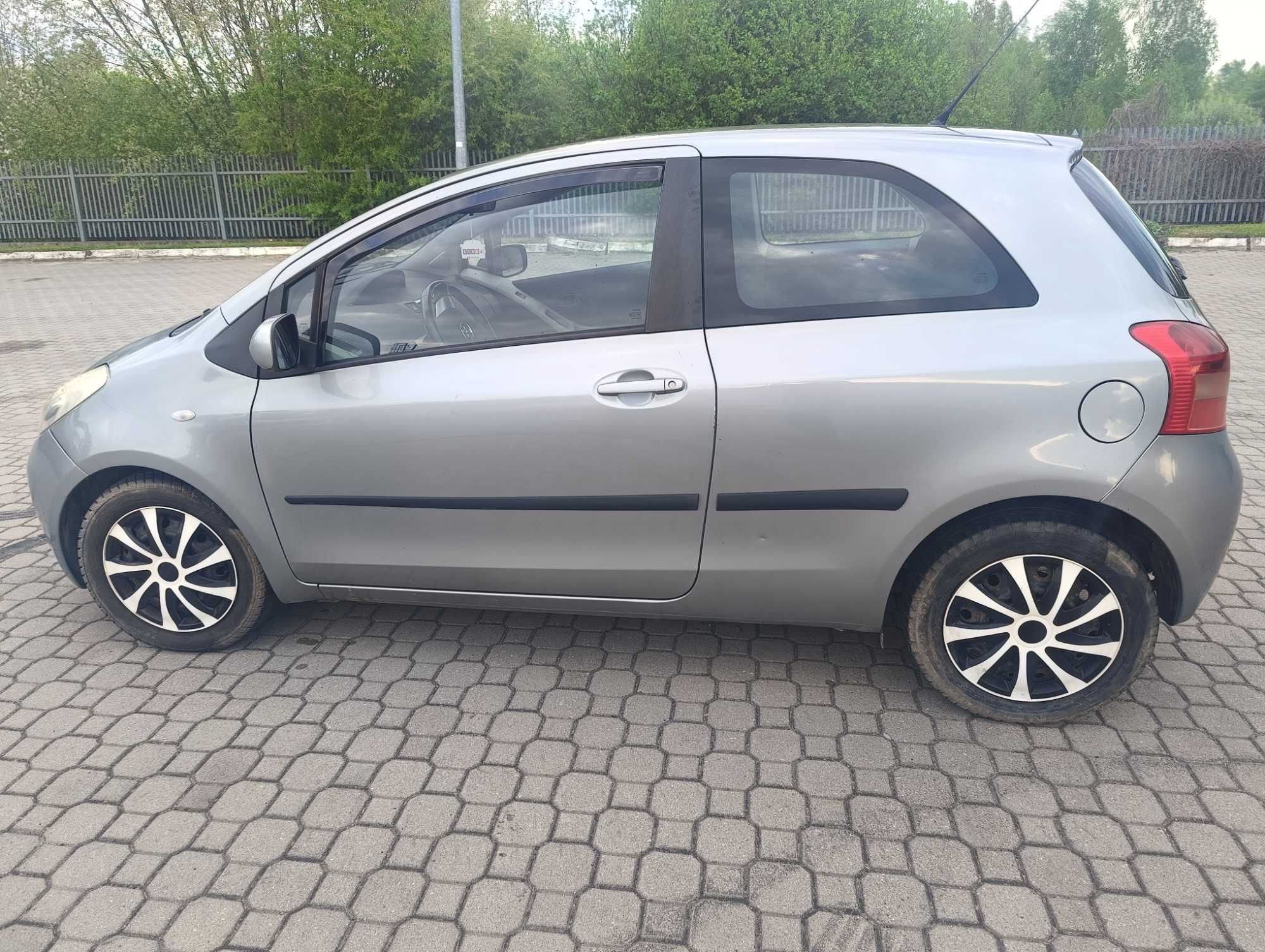 Toyota Yaris 1.4d klimatyzacja