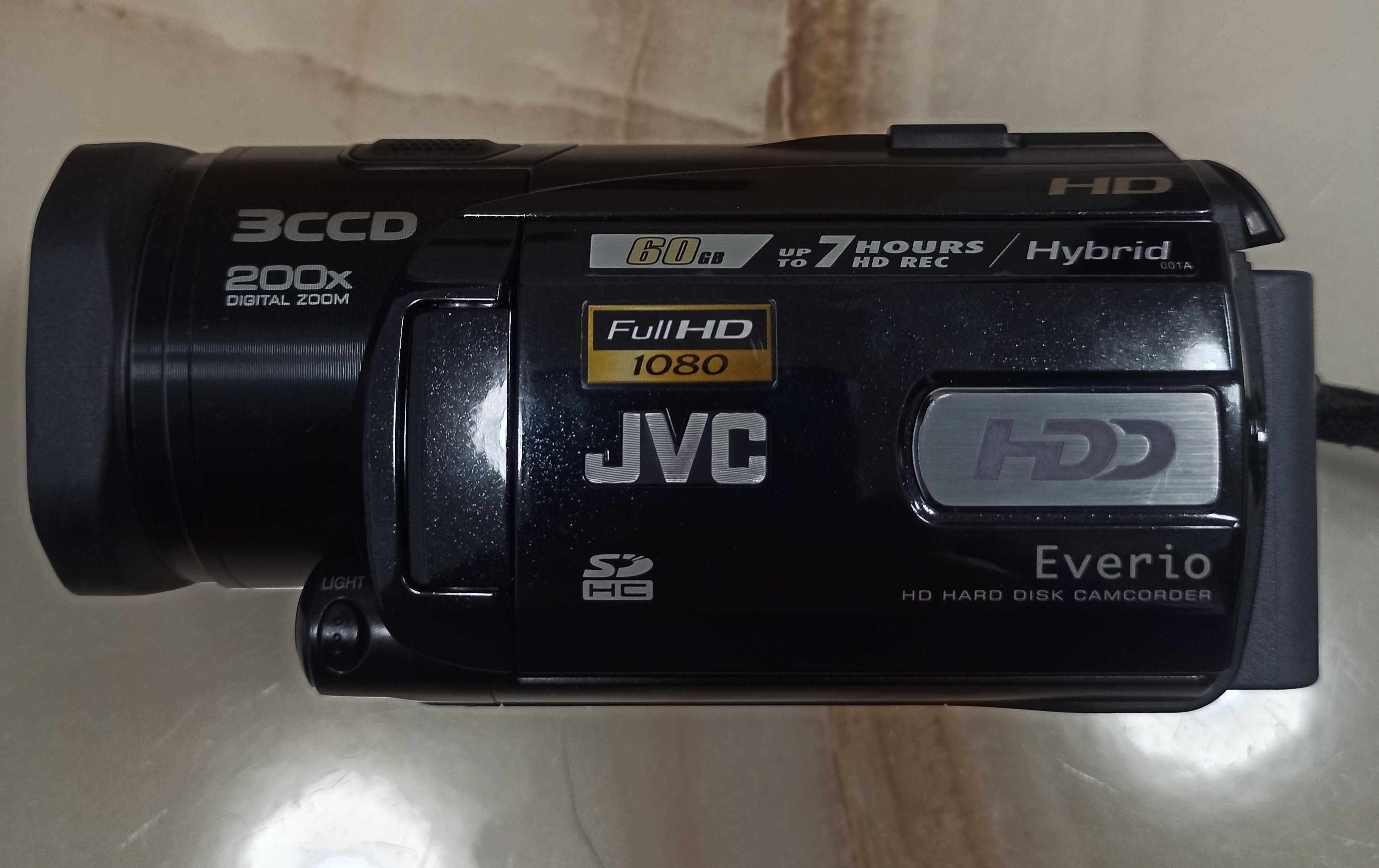 Sprzedam kamerę cyfrową JVC GZ-HD3E Stan idealny
