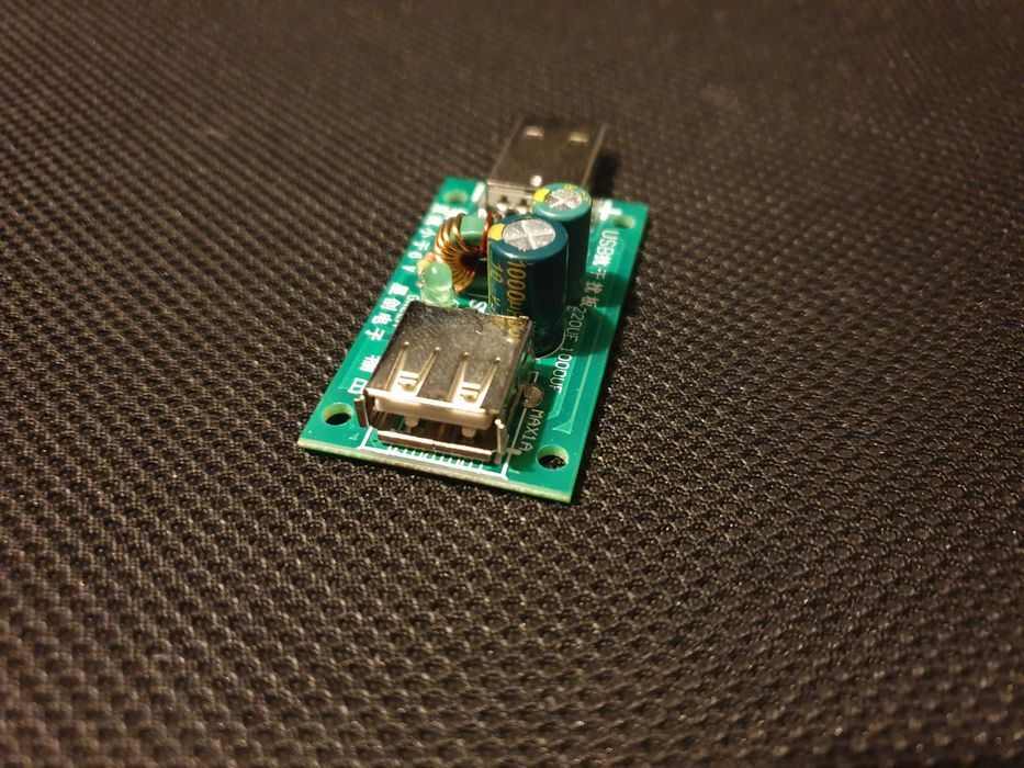 Filtr przeciwzakłóceniowy USB Eliminator brumienia z zasilania