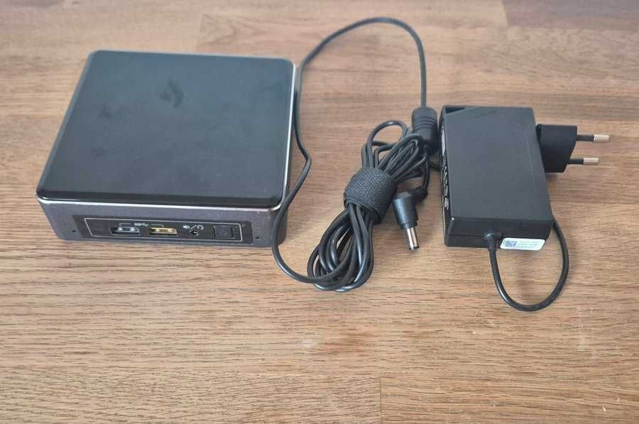 Intel NUC 7i3 NUC7i3BNK i3-7100U Win 11
