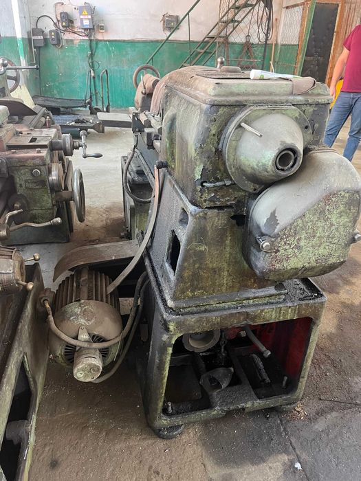 Станки токарні 1А 625 20