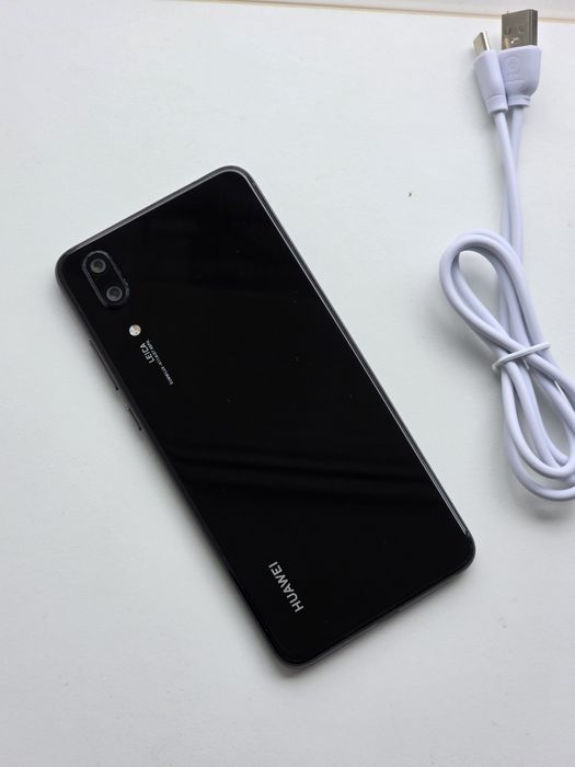 Huawei p20 4/128 gb класний стан