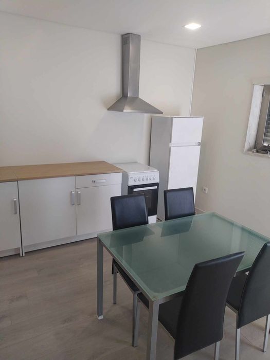 Quarto para arrendar