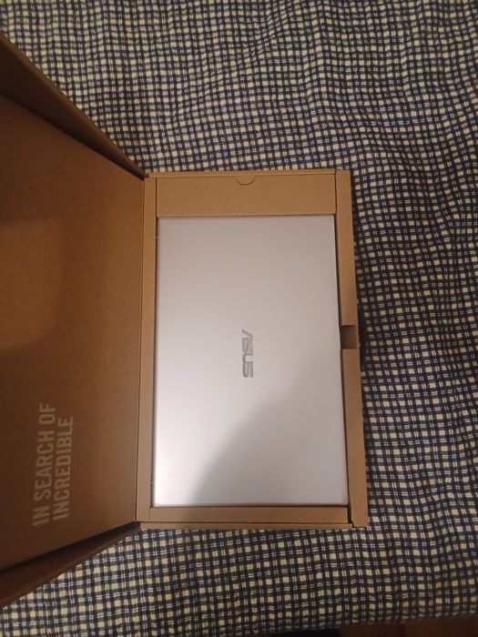 Asus VivoBook • i5 8ª gen • 8GB • SSD 1TB • MX110 • Bom estado