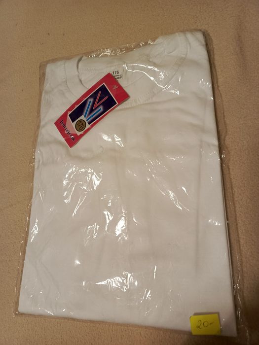 Koszulka biała na wf roz. 176