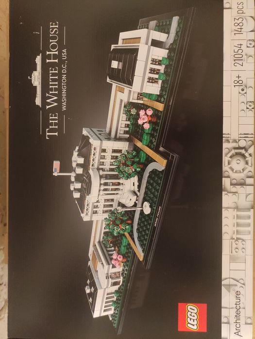 LEGO architecture 21054