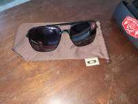 Óculos Oakley Desviation usados