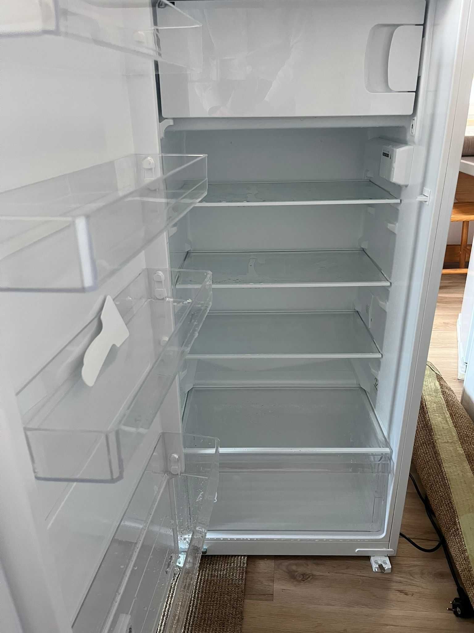 Frigorífico com congelador IKEA - Hallnas, novo