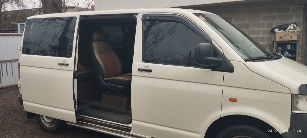 Volkswagen Transporter T5 пасажир