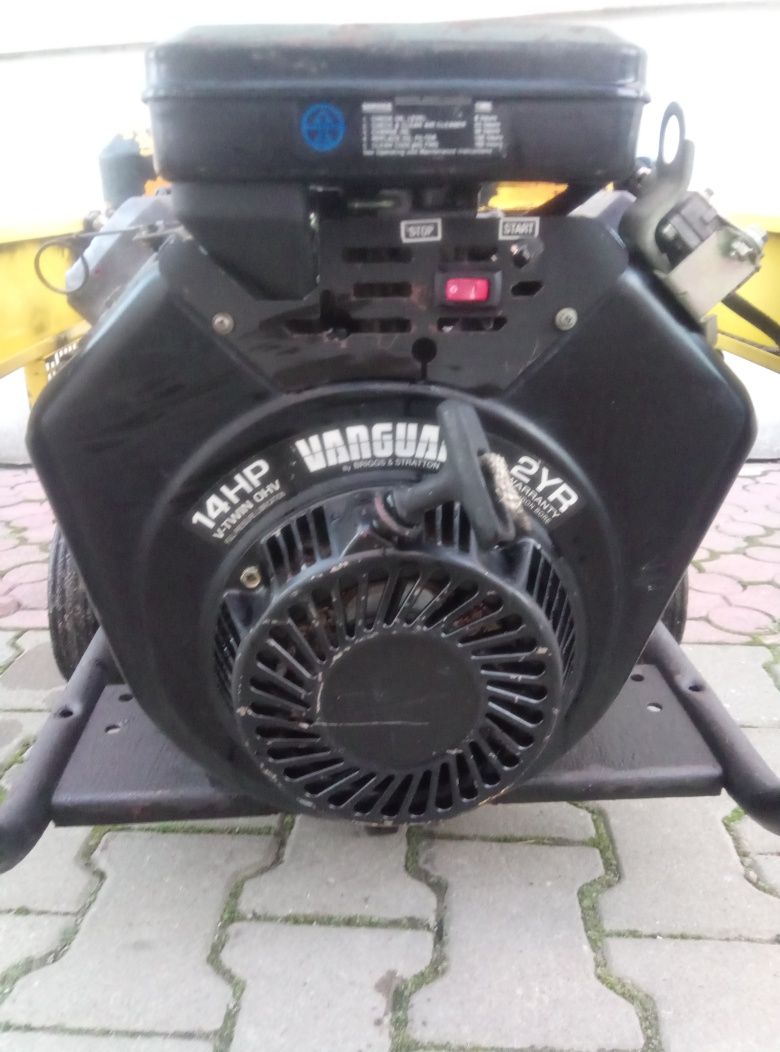 Agregat prądotwórczy generator Briggs&Stratton siłowy SDMO LX 9000