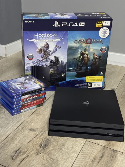 PlayStation 4 Pro + диски