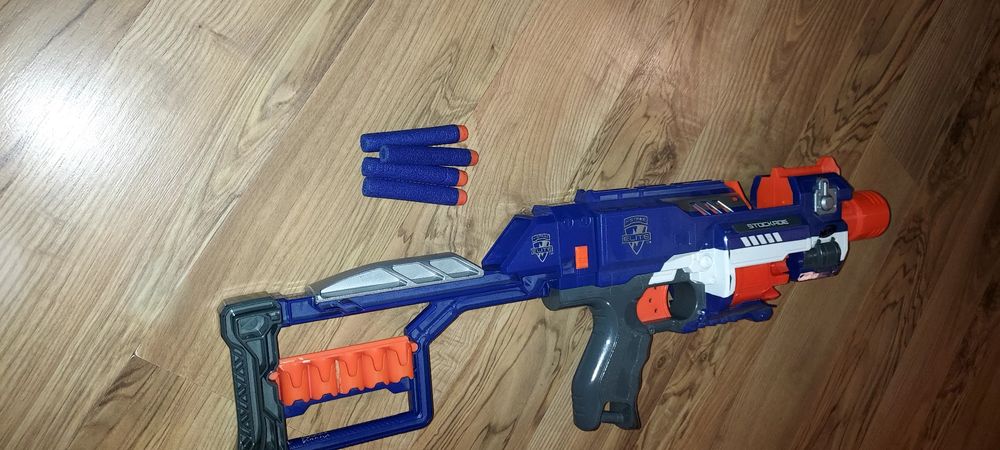 Nerf N-strike elite stockade