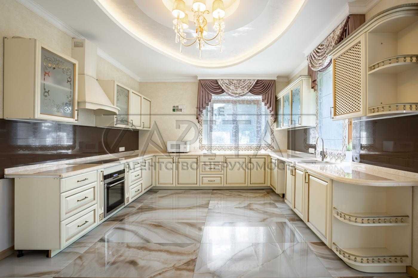 Оренда житлового будинку на Осокорках
(5 км від метро “Славутич”)