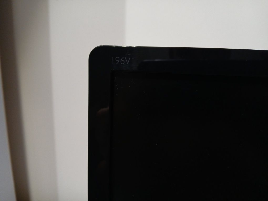 Monitor Philips 196V4L stan bardzo dobry 19 cali