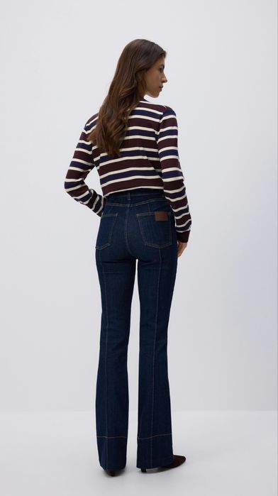 Джинси з прошивкою