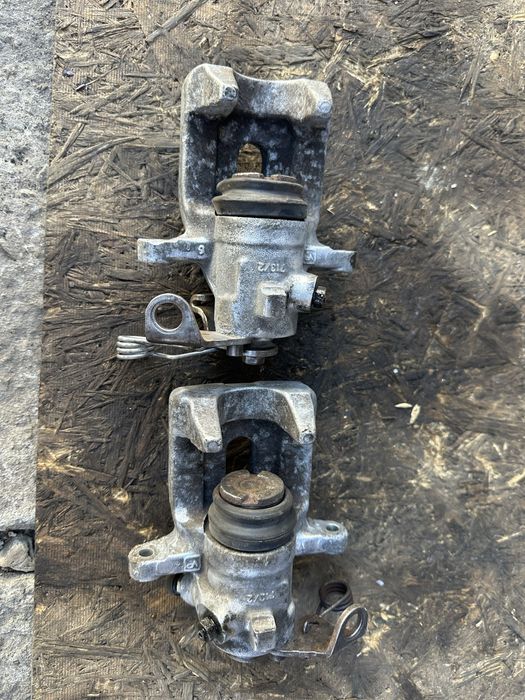 Супорт Зад Пежо 307 Peugeot 307