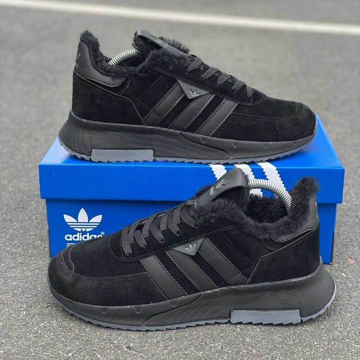 Зимові теплі Чорні кросівки Adidas на хутрі Адідас 40-44 чоловічі