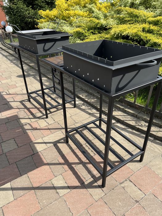 Мангал в стилі лофт