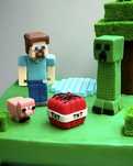 Figurka z masy cukrowej Steve OD RĘKI Minecraft topper na tort