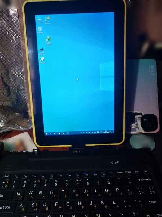 Мини ноутбук планшет трансформер ядра 4/64 SSD. Батарея 7 часов видео.