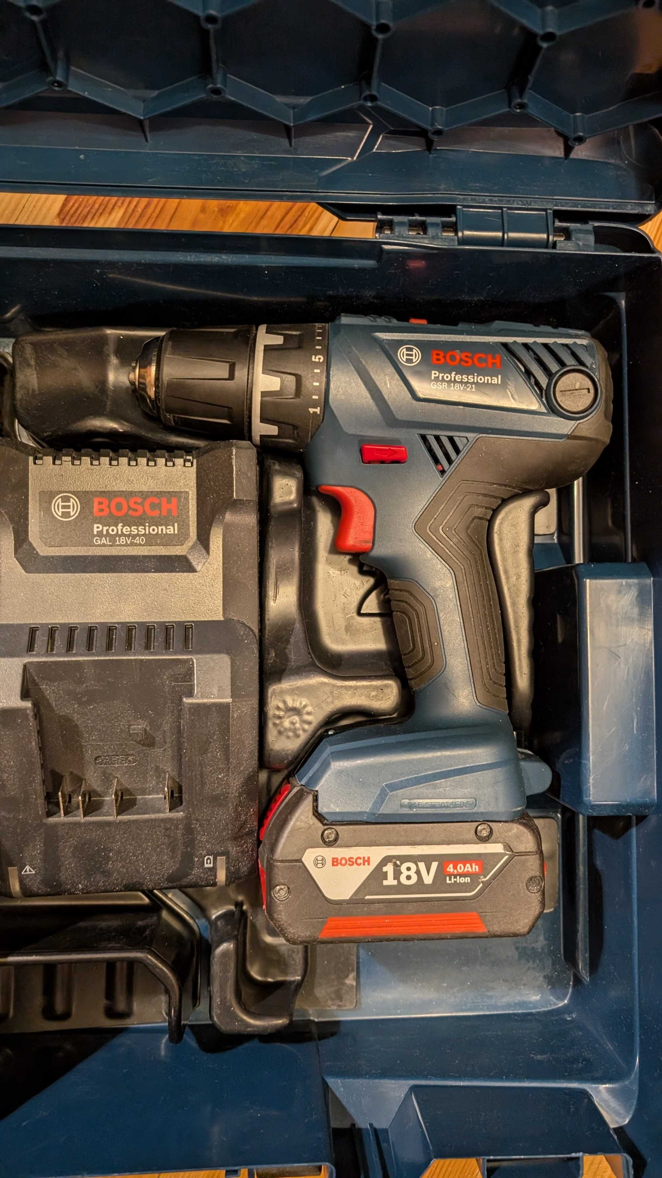 Акумуляторний шурупокрут Bosch Professional GSR 18V-21 Б\В