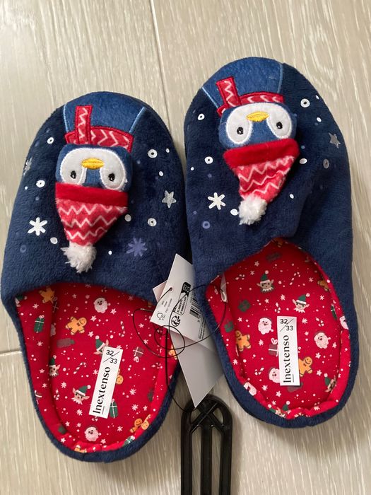 Kapcie buty świąteczne pingwin nowe rozm. 33