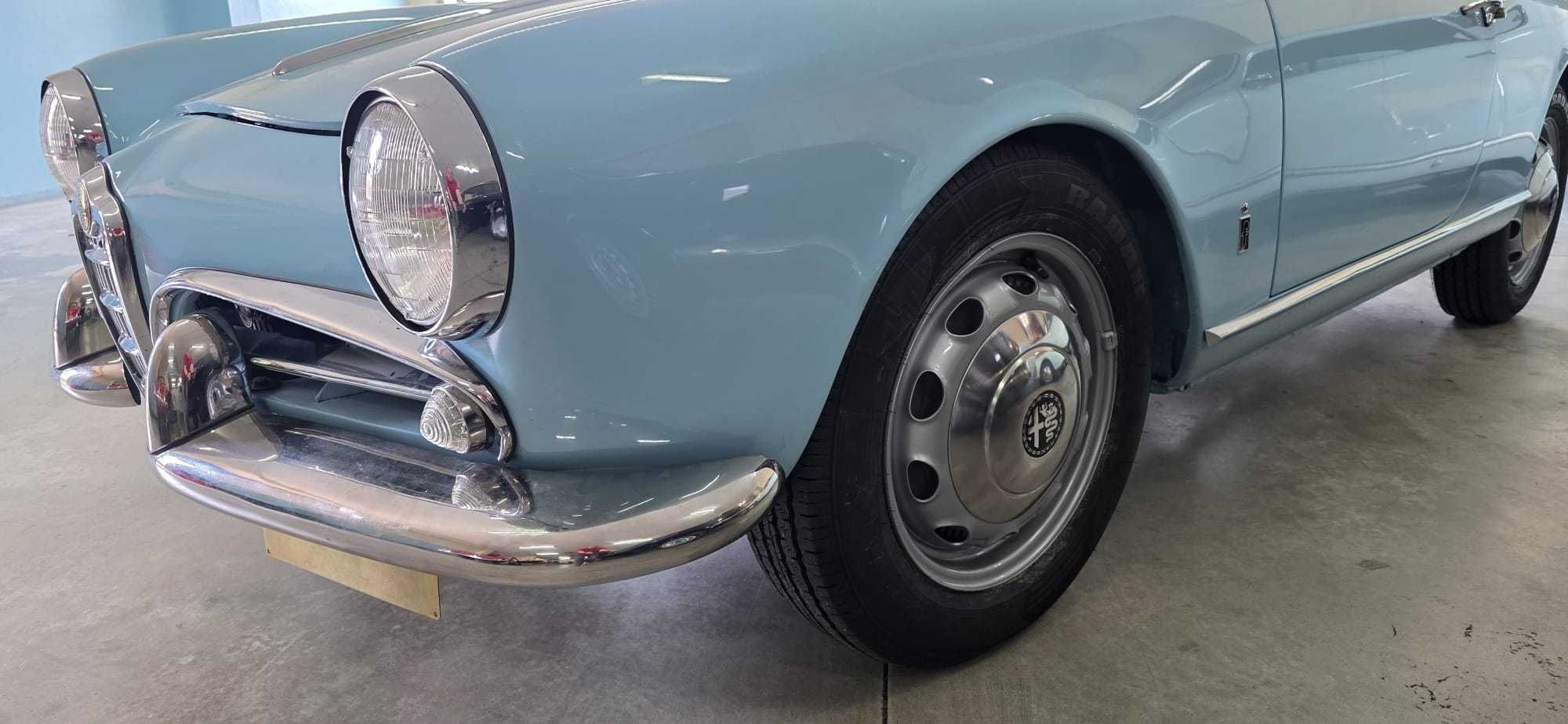 Alfa roméo Giulietta spider 1300 veloce