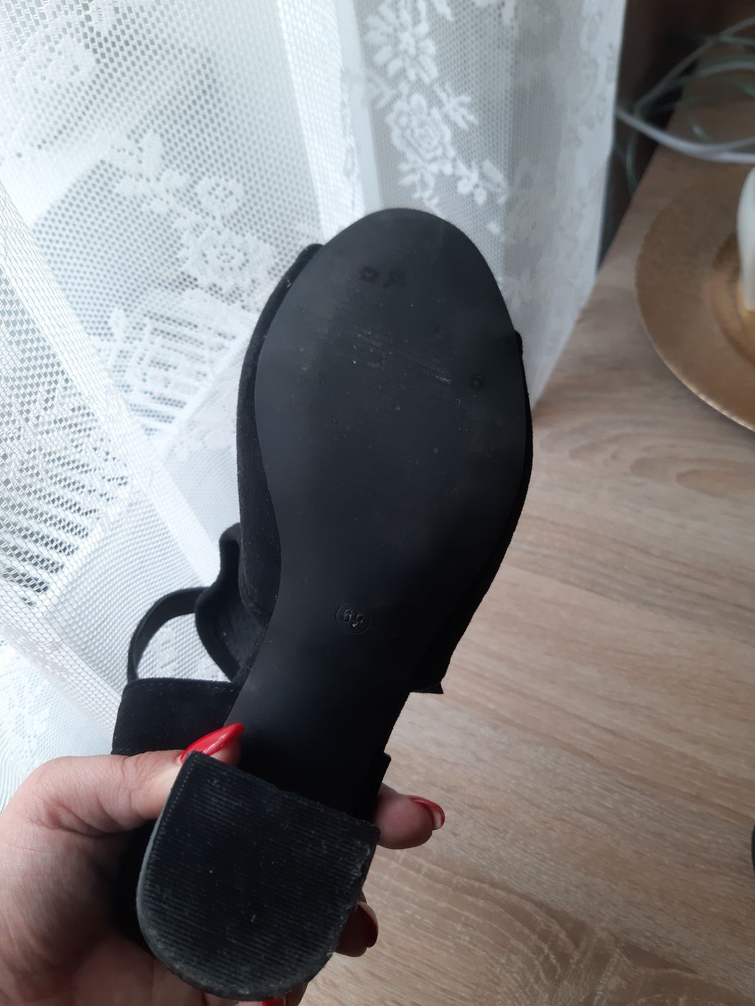 Buty damskie czarne 39 nowe bez metki