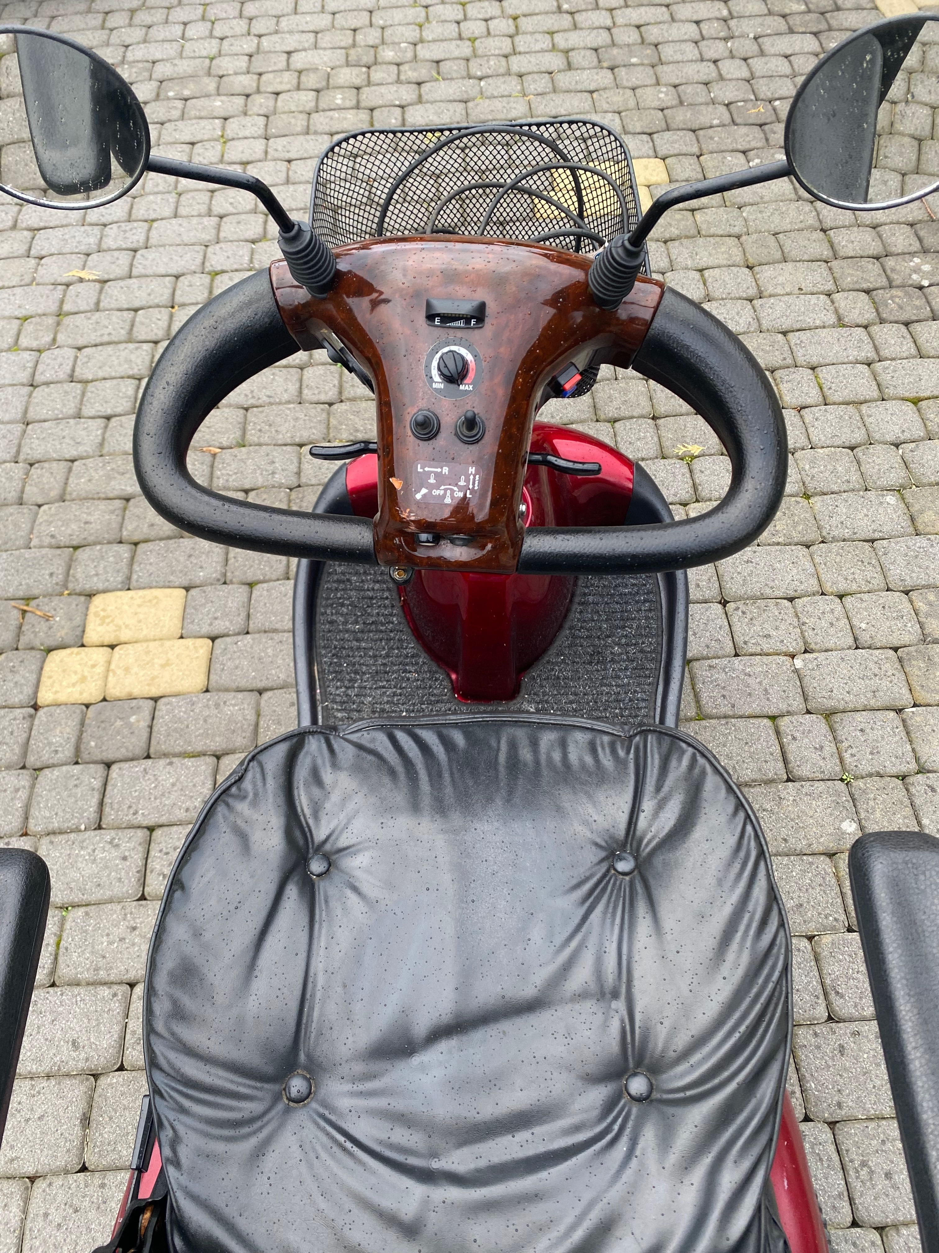 Elektryczny wózek inwalidzki/zakupowy/skuter Shoprider