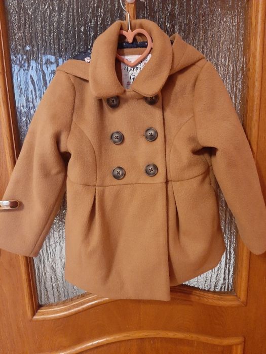 Płaszczyk C&A 116 jak nowy