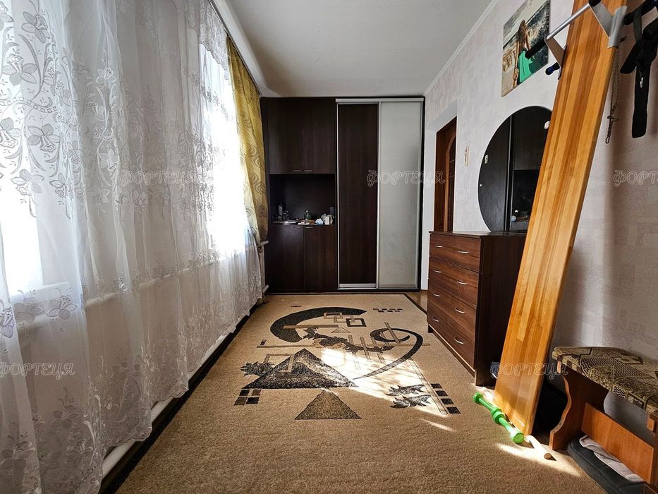 Продаж житлового будинку у Підгородному, поруч  школа