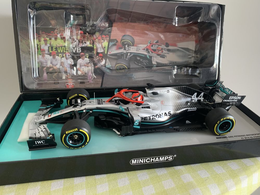 F1 minichamps 1:18 Lewis Hamilton